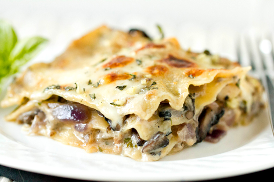 Houbové lasagne se slaninou