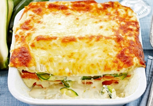 Lasagne s cuketami, sladkými bramborami a sýrem ricotta