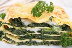 Lasagne se špenátem a plísňovým sýrem